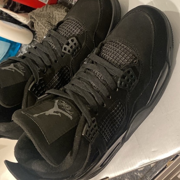 Jordan’s Retro 4s Black Cats